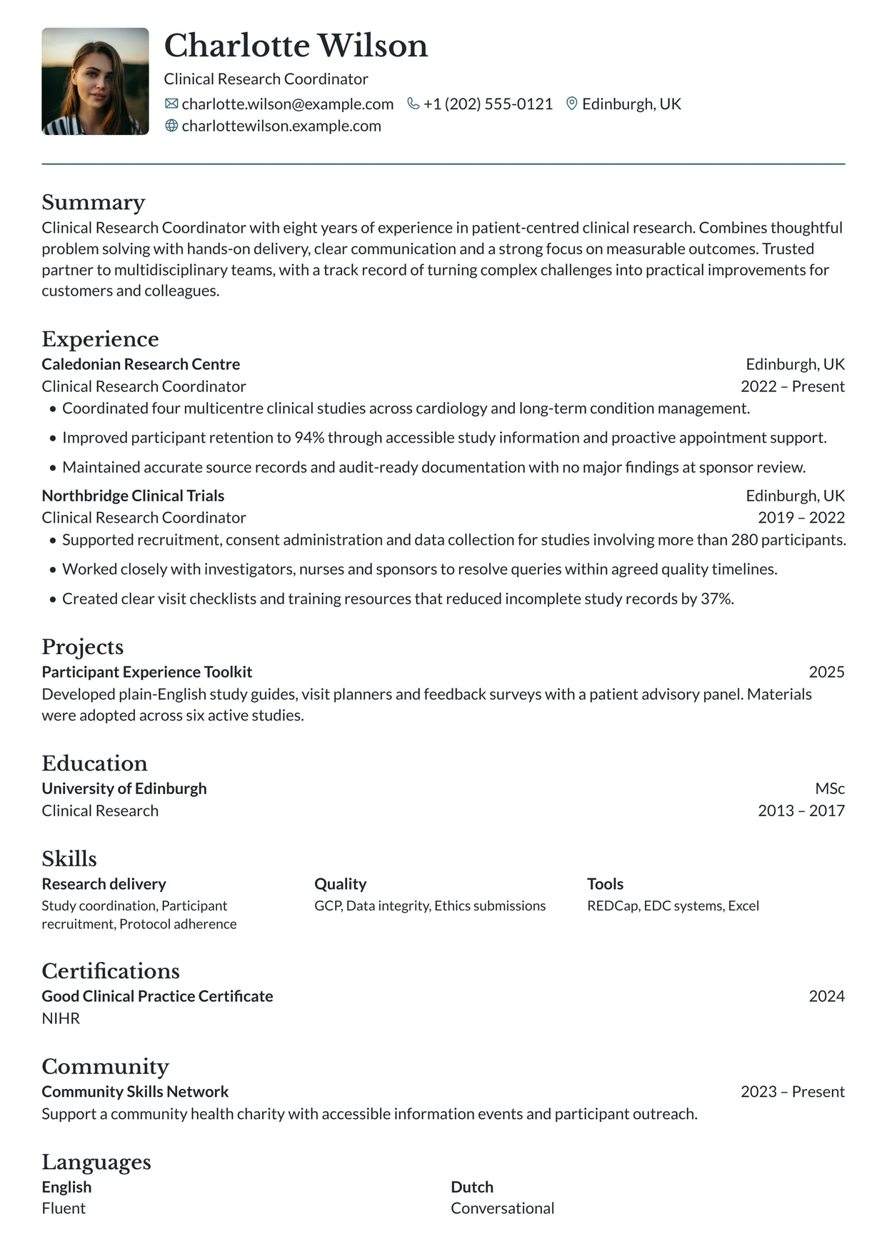 First page of a resume in the Onyx template: one column with the photo on the left of the header and the name beside it
